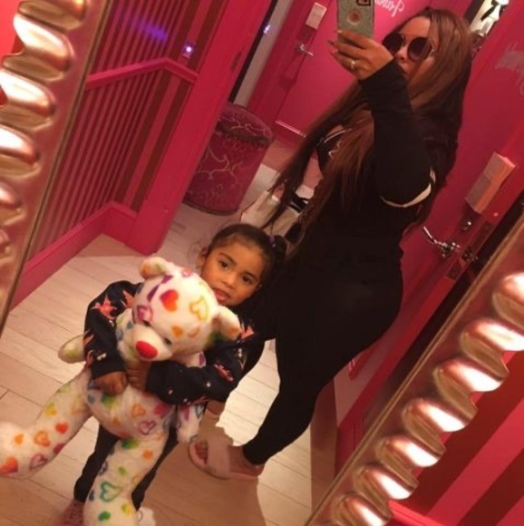 Meet your Posher, Dontania - Picture 1 of 1